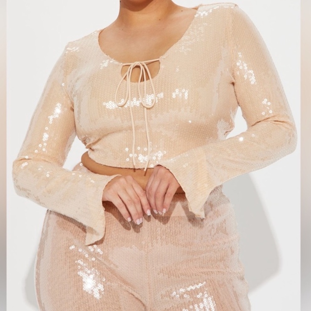 NWT❣️Champagne Sequin Top - Sz XL-XXL 🫶🏽🍾🥂 - Picture 2 of 8